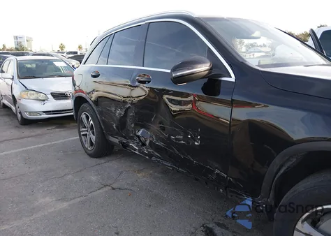2019 Mercedes-Benz Glc 300 from USA, damaged, VIN WDC0G4JB2KV177068